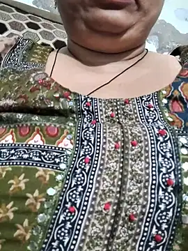 Hot_indian_Milf - Pussy Show