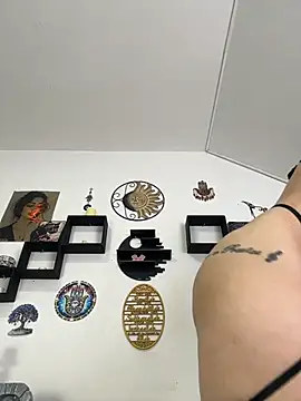 Jamilaross - Control Fuck machine+SQUIRT+VIDEO