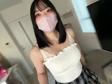 Pinkudayo_girl - 上脱いで谷間チラ