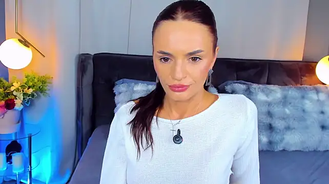 CarlaWhite - Lets get naughty!!!!