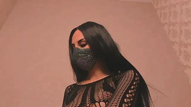 Fatima_arabia - Lets get warm and topless