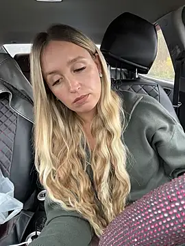 StasyWood - Show dildo🤤