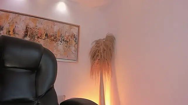 SophieHouston_ - Finger in ass 😈