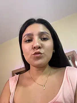 Camila_sanchez25 - Montar torso 🥵🙈🤤🍑