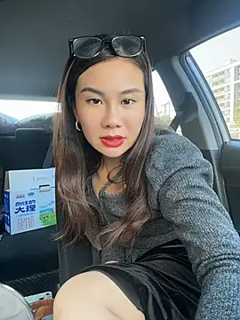 Yioyio-666 - 小粉链接控制2分钟，最后一个完成可得