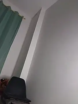 Alessanndra - Flash tits 🍒