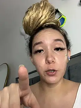 Alaia_princess - show ass