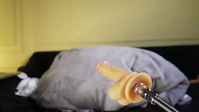 Sarah_banks1 - esquirt machine on your face