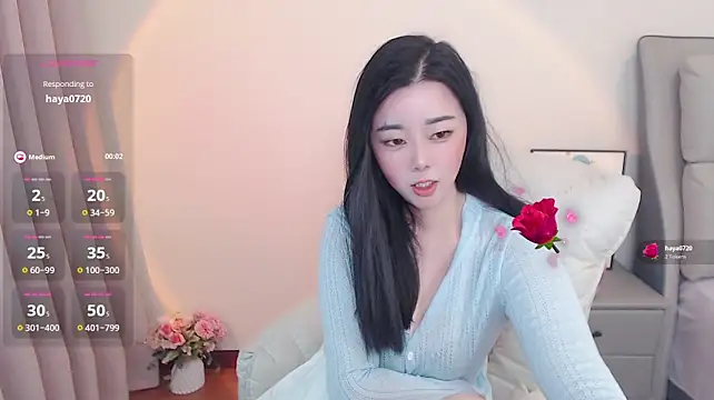 Xiaodie-lucky - 不敢使劲想你，因为一想你脑子里全是少儿不宜的画面.....指定脱一件