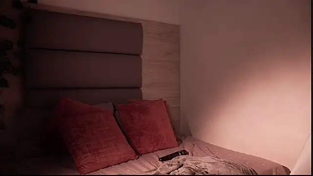 Lily_Miiller - fingers in my pussy