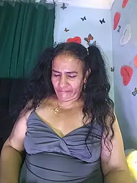 AlexaNovoa_ - make me wet