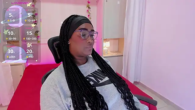 Alison_daniels_ - show boobs