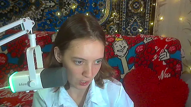 Babychloeshow - Take off skirt & shirt, stay in sexy lin