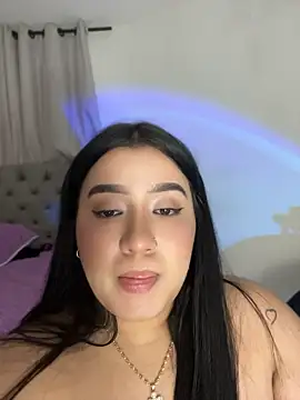 Aliciaa_white - Make My happy