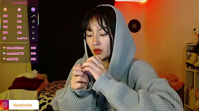 Ludo_kitty - domi inside control