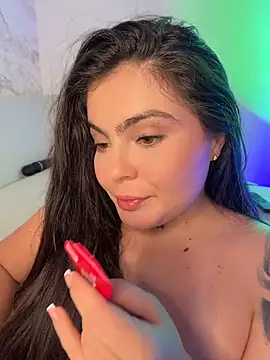 MaiahDolls - SHAKE AND TWERK ASS