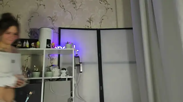 Katrina_Soul - sexy dance and tease ^^