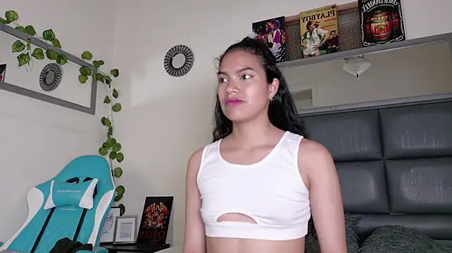 Amarilis_Lily - Spank ass x10, Show ass hole close up