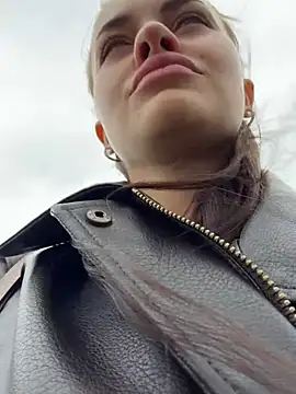 AngelinaTeller - Squirt time