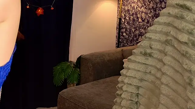 Miss_Mia_Murr - shake naked boobies close to you