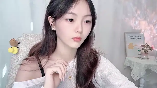 Wenwen8888 - 我只想要一颗偏爱我的心