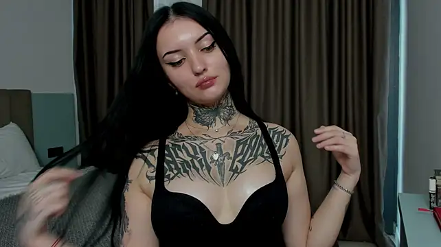 NyxelleSable - butt in oil + toy control 3 min