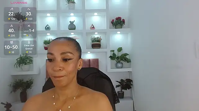 Manuela_giraldo_ - HARD RIDE DILDO