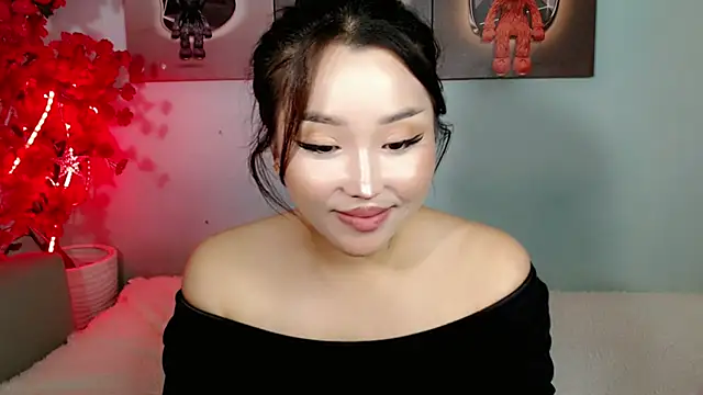Ichiben - blowjob with 2 dildos