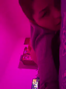 Hellochula777 - Show bien mojada