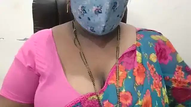 Divyahoty - pusy on ice