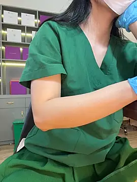 Secretly_masturbating - masturbating with the doctor at the clin