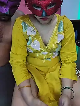 PUNJABICOUPLE09