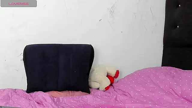 Dahian_ - tits show