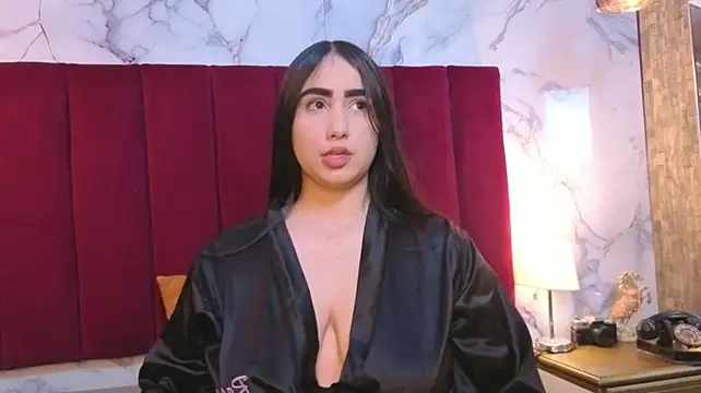 JESSYCORTES - show tits oil