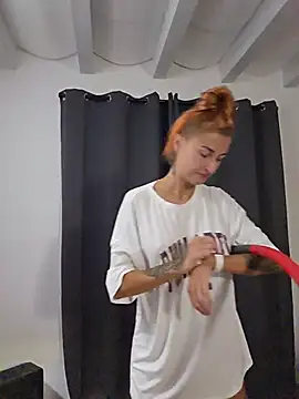 Kylie_blck - Countdown+ShowTits+Tonge+1SurpriseVideo