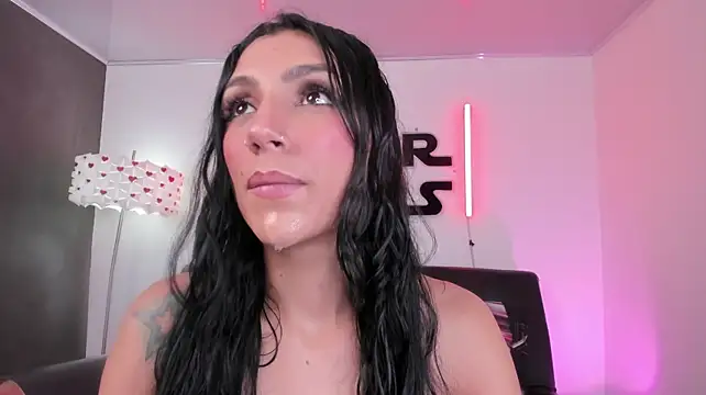 Miss___evangeline - fisting in my ass