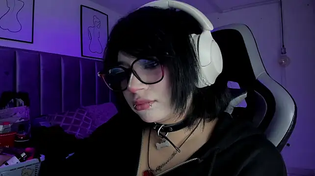Kitty_Gang - Rub my pussy until it's very wet 🥵💦