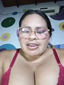 Chizuqui25 - Liberar pussy+vibrador