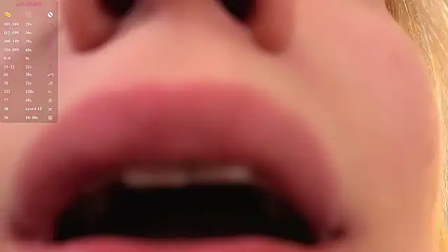 Emma_Frosty - make my cute ass red