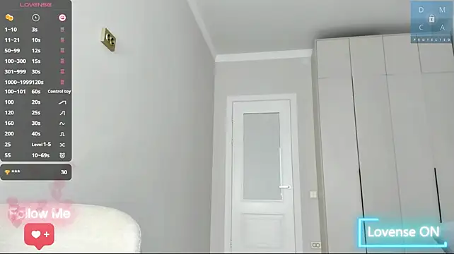 MinaDiamondd - top off