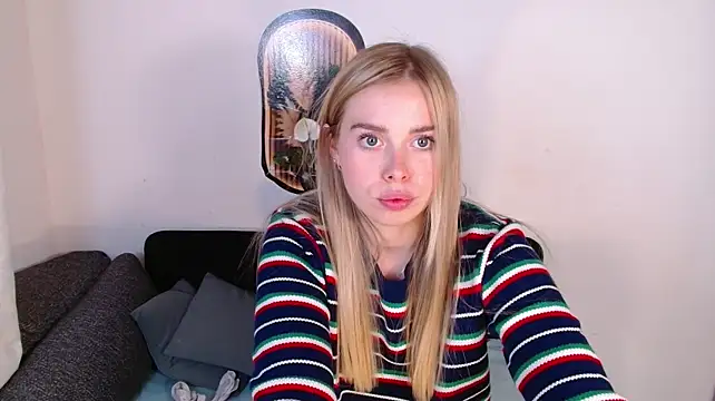 Sofiaa_here - blowjob before sex