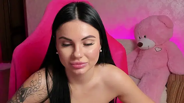EmmaCutem - show my boobs