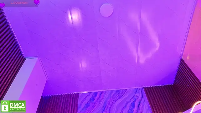 Kristen_tay - show tits + oil