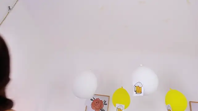 Naomiii__