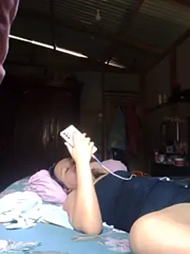 Sweetgirll11 - Naked And play pussy
