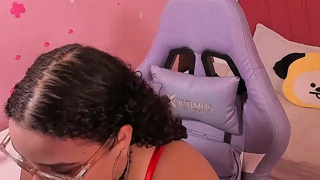 MelannieSimons - show tits