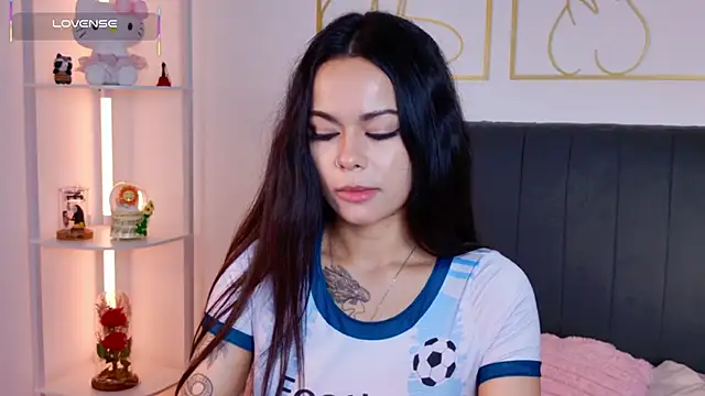 Lyra_Valtierra - Full naked + nipple clamps