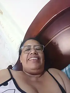 Emilif_ - Insert fingers into the vagina for 5 min
