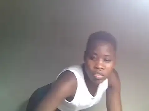 Kylerr_ - shaking ass