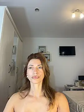 MsGreenEyes - Doggy, flash pussy🔥